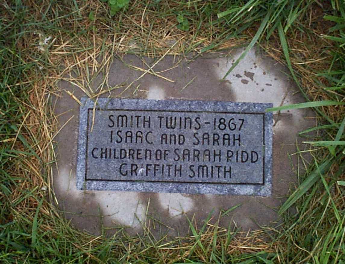 Picture of Isaac and Sarah Smith Cemetery Marker